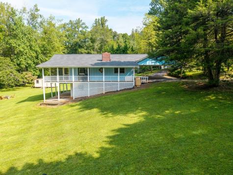 55 Chatuge Hills Drive Hayesville NC 28904
