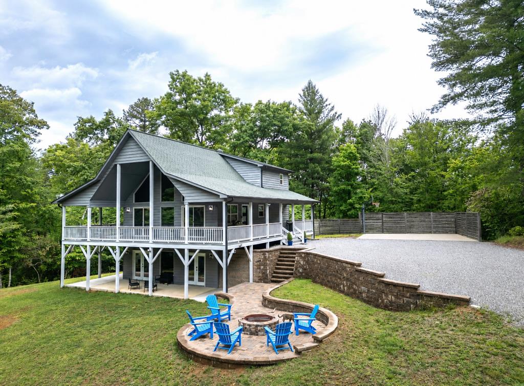 135 Heritage Trail Brasstown NC 28902