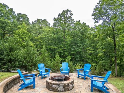 135 Heritage Trail Brasstown NC 28902
