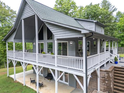 135 Heritage Trail Brasstown NC 28902