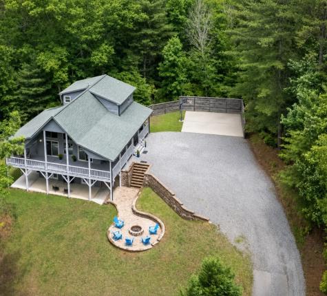 135 Heritage Trail Brasstown NC 28902