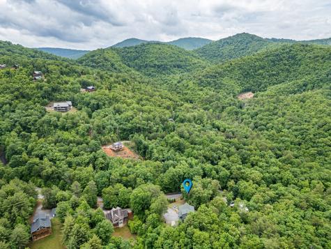 135 Heritage Trail Brasstown NC 28902