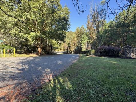 33 Fischer Lane Ellijay GA 30540
