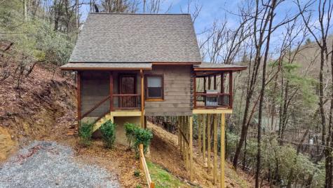 187 Cashes Valley Lane Cherry Log GA 30522
