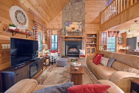 70 Orlon Drive Ellijay GA 30540