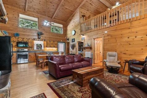 717 Evergreen Lane Mineral Bluff GA 30559
