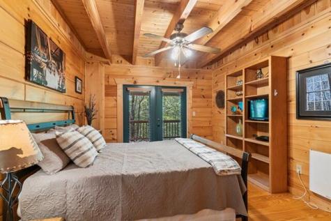 717 Evergreen Lane Mineral Bluff GA 30559