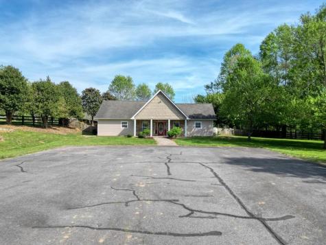 338 Meadow Brooke Drive Young Harris GA 30582