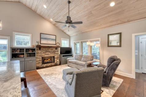 338 Meadow Brooke Drive Young Harris GA 30582