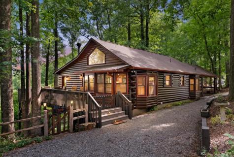 1189 Walnut Ridge Ellijay GA 30536