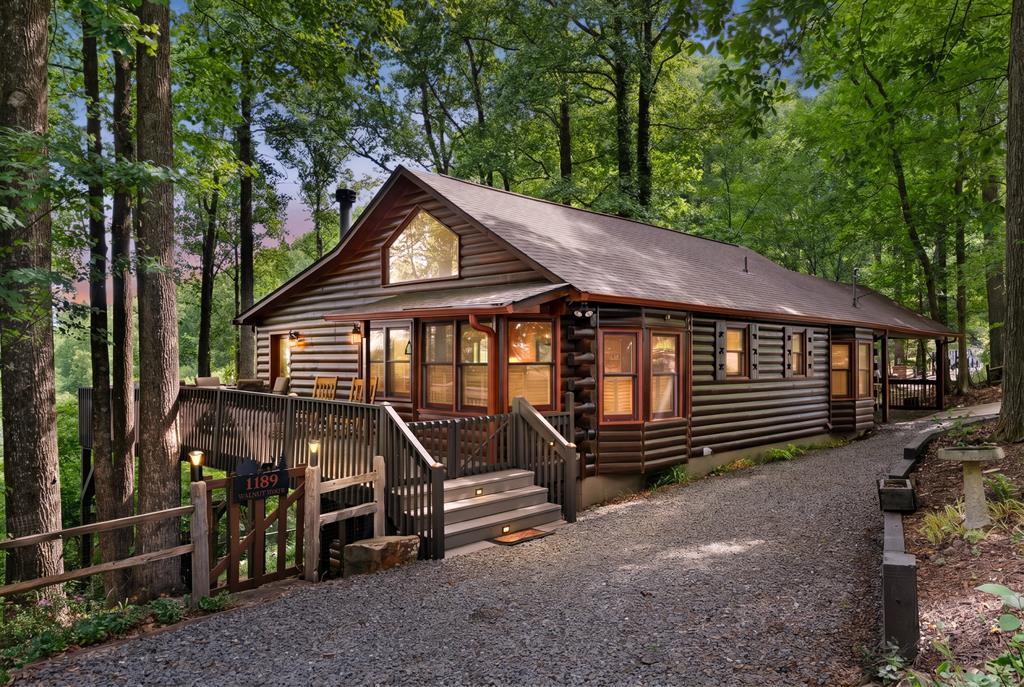 1189 Walnut Ridge Ellijay GA 30536