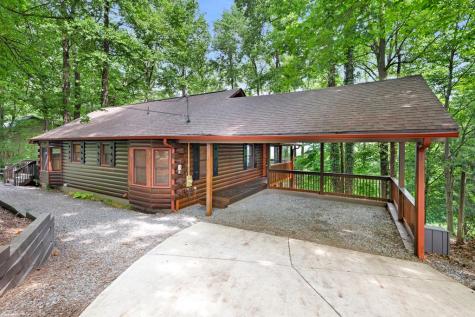 1189 Walnut Ridge Ellijay GA 30536