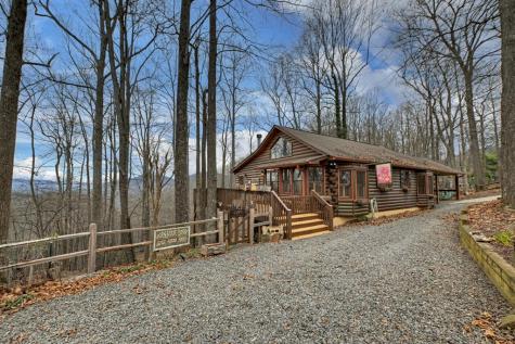 1189 Walnut Ridge Ellijay GA 30536