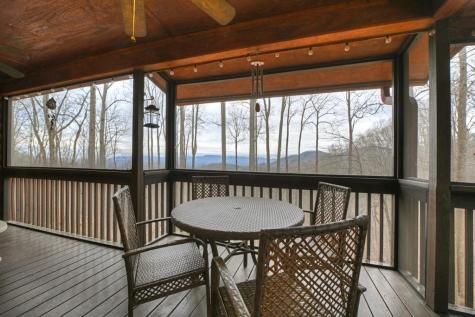 1189 Walnut Ridge Ellijay GA 30536