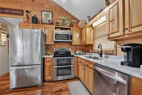 1189 Walnut Ridge Ellijay GA 30536