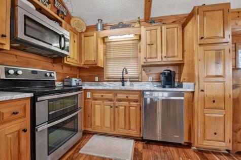 1189 Walnut Ridge Ellijay GA 30536