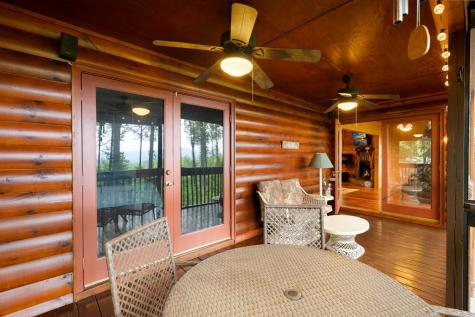 1189 Walnut Ridge Ellijay GA 30536
