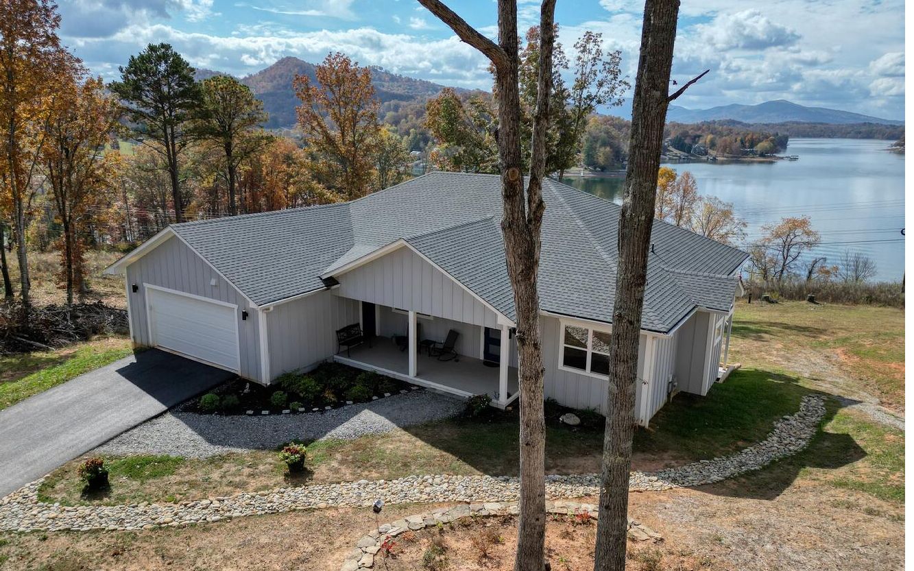 136 Quiet Waters Drive Hayesville NC 28904