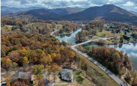 136 Quiet Waters Drive Hayesville NC 28904