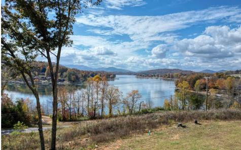 136 Quiet Waters Drive Hayesville NC 28904