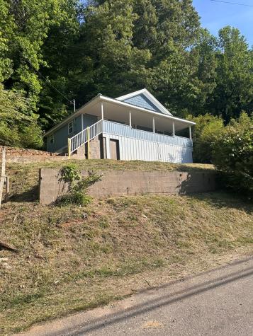 81 Hill Street Murphy NC 20906