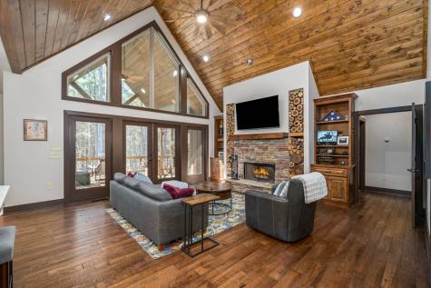 735 Deyton Drive Blairsville GA 30512