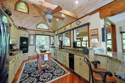 786 Ramey Mountain Road Hiawassee GA 30546
