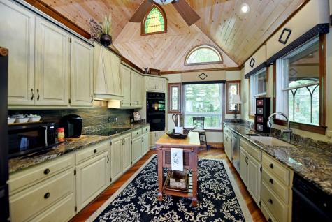 786 Ramey Mountain Road Hiawassee GA 30546