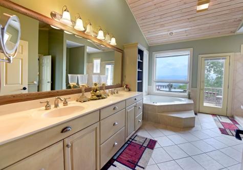 786 Ramey Mountain Road Hiawassee GA 30546
