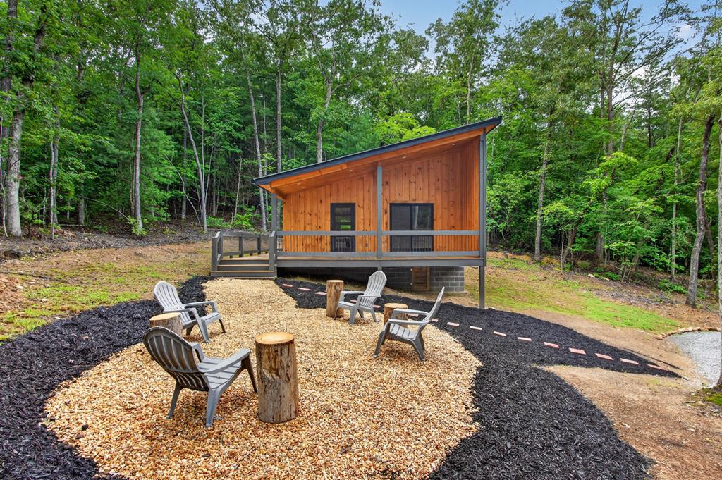 208 Mcclure Way Blue Ridge GA 30513