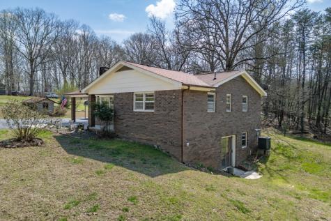 1266 Ford Road Warne NC 28909
