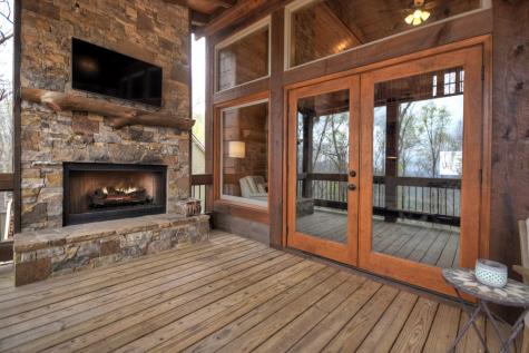 347 Walnut Ridge Ellijay GA 30536