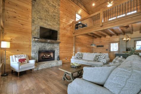 347 Walnut Ridge Ellijay GA 30536