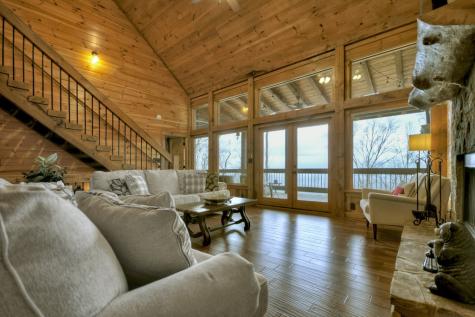 347 Walnut Ridge Ellijay GA 30536