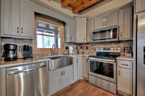 347 Walnut Ridge Ellijay GA 30536