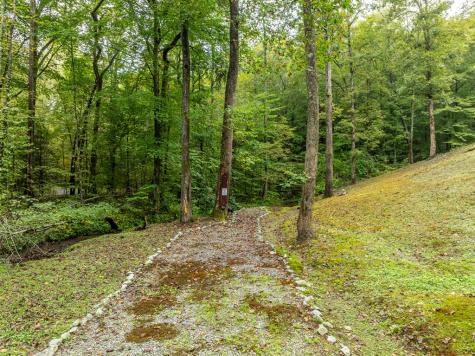 850 Valley Drive Ellijay GA 30536