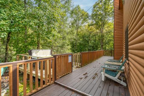 850 Valley Drive Ellijay GA 30536