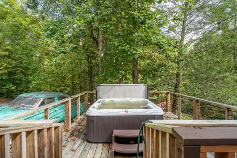 850 Valley Drive Ellijay GA 30536