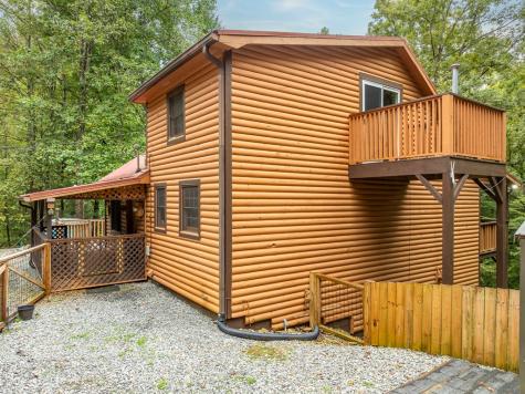 850 Valley Drive Ellijay GA 30536