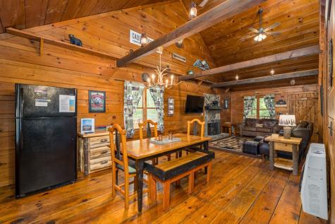 850 Valley Drive Ellijay GA 30536