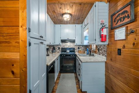 850 Valley Drive Ellijay GA 30536