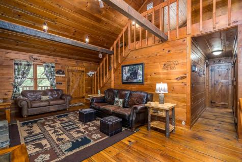 850 Valley Drive Ellijay GA 30536