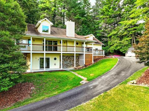 27 Twin Brook Drive Blairsville GA 30512