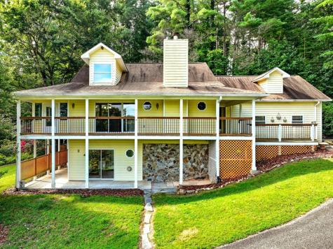 27 Twin Brook Drive Blairsville GA 30512