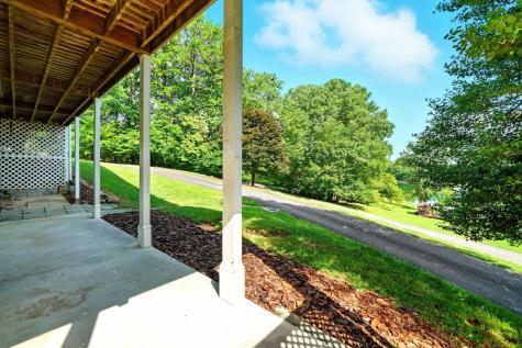 27 Twin Brook Drive Blairsville GA 30512