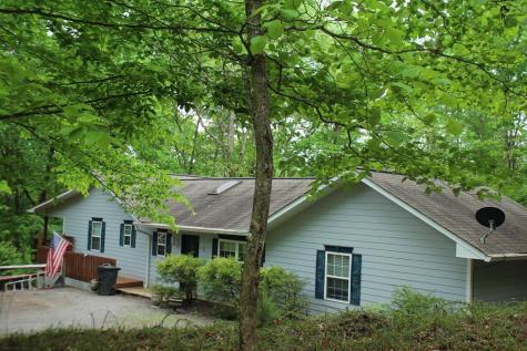 6961 Woodlake Circle Young Harris GA 30582