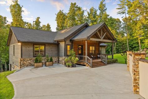 371 Windfield Circle Blue Ridge GA 30513