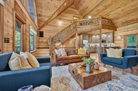 93 Trails End Epworth GA 30541