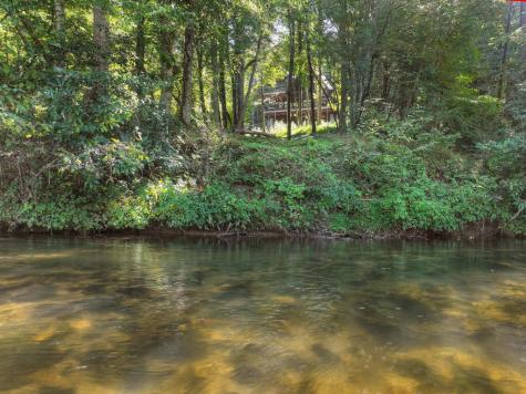 93 Trails End Epworth GA 30541