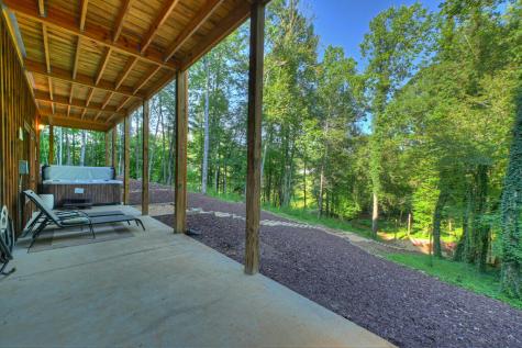 93 Trails End Epworth GA 30541
